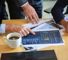 Over The Solution Work Financial  Of Provided Company. - 海星体育